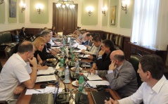 25. jun 2014. Učesnici Okruglog stola o saradnji Narodne skupštine i Državne revizorske institucije  